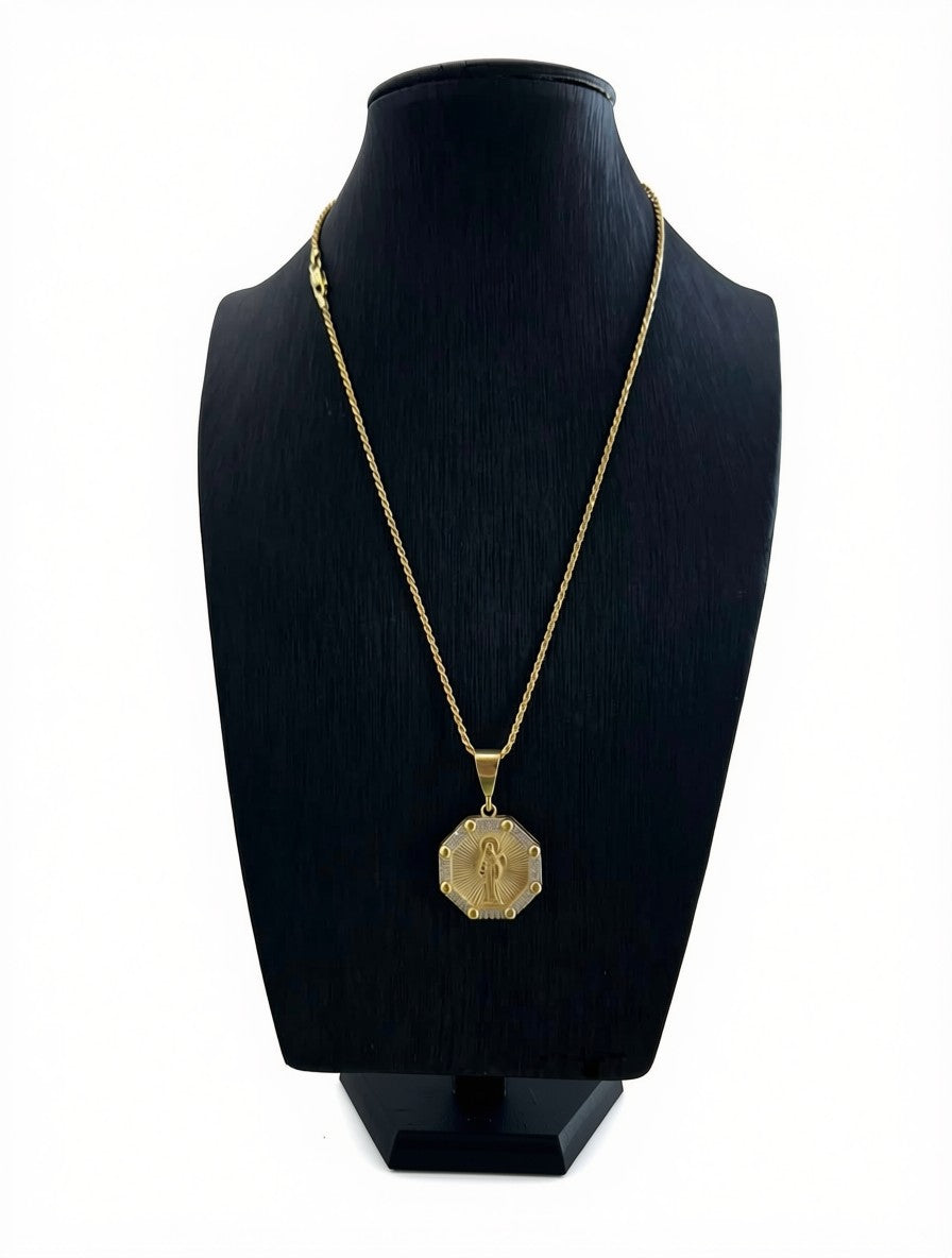 Cadena tejida en soga de plata 925 bañada en oro 14K.