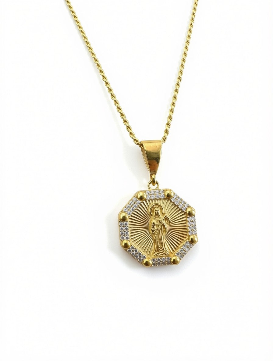 Cadena tejida en soga de plata 925 bañada en oro 14K.